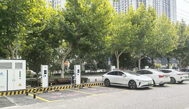 宜昌首批全液冷超充站投入運營，鴻嘉利助力高質量充電基礎設施建設(圖1)